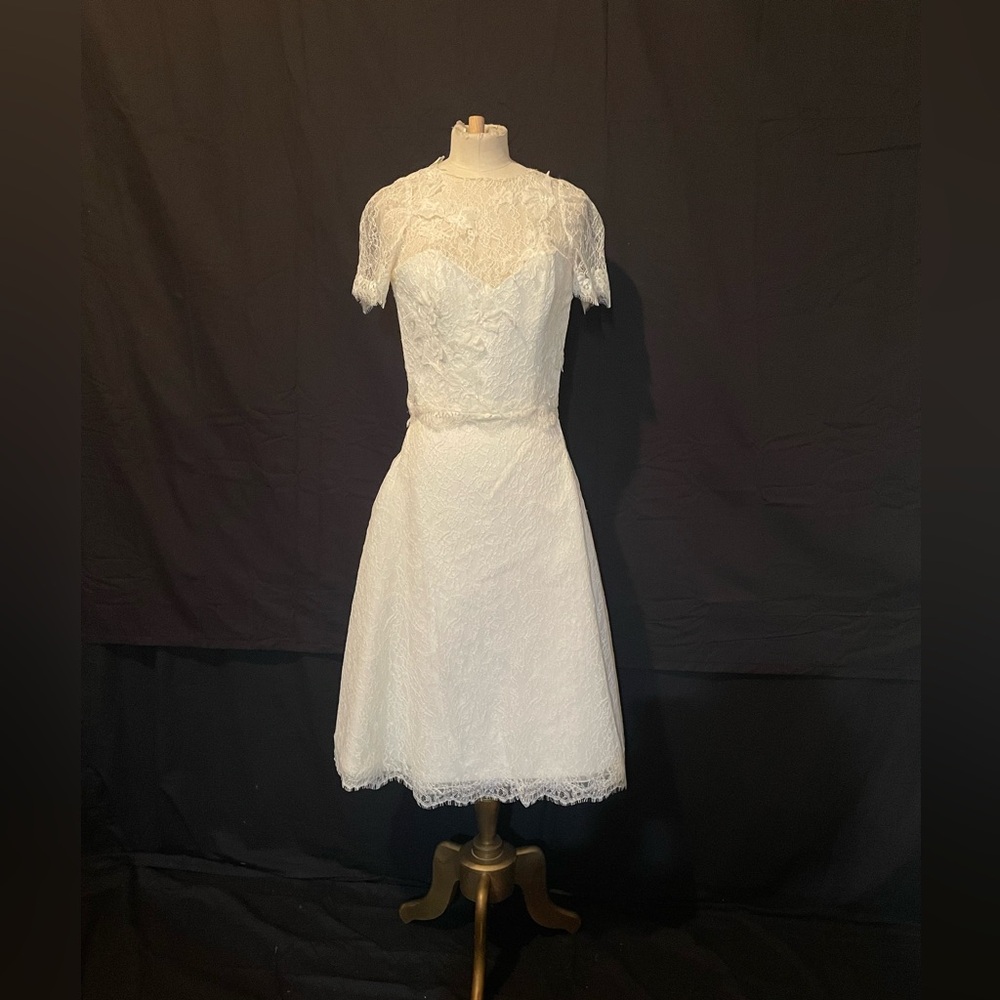Designer Ivory Wedding Dress with Intricate Lace 2 Piece Size 2 Pas de Deux NEW